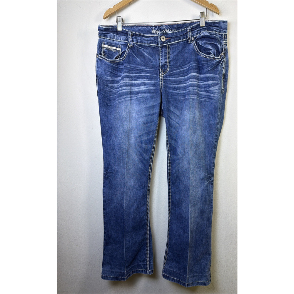 Atiya Jeans Womens Size 16 distressed Denim Blue Jeans western retro bootcut